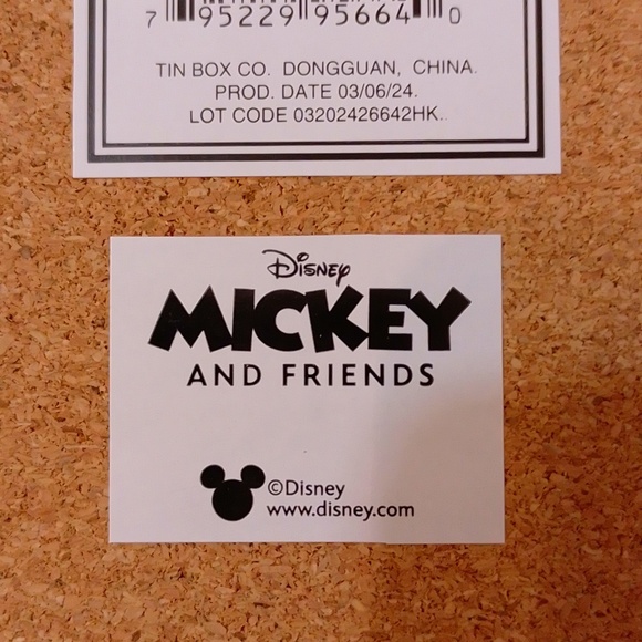 Mickey Minnie Mouse Metal Tin Cork Trivet Hot Plate - Picture 5 of 6